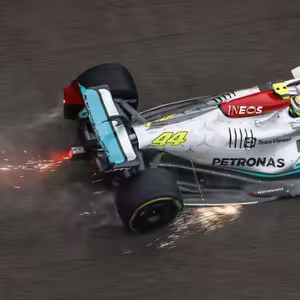 InstaPokec z Imoly: Proč byl rozdíl mezi Hamiltonem a Russellem tak velký