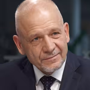 Evakuace ambasády? V řádu hodin, pálili jsme papíry, rozbíjeli věci. Byli jsme na pokraji sil, říká velvyslanec Baloun