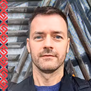 Aktivista Samuel Zubo z Prahy motivuje Slovákov a Slovenky, aby využili možnosť voliť zo zahraničia