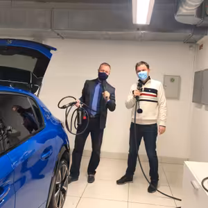 Mestský elektromobil aj na dlhšie cesty