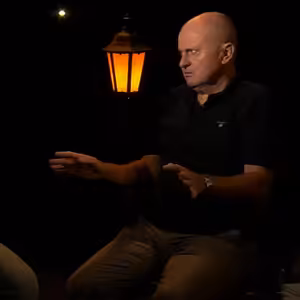 Predvolebné .pod lampou: Čo sme sa o sebe dozvedeli? A čo to znamená pre voľby?