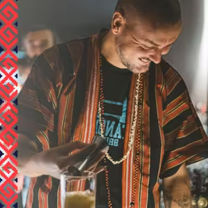 Tajfún na ostrove Siargao zničil všetko, slovenský barman Adam Hrapko postavil svoj bar nanovo