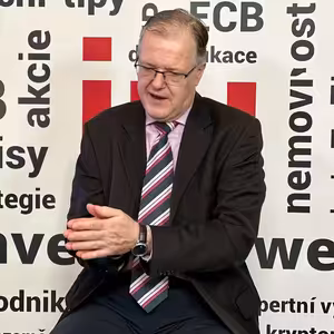 Co bude se světovou ekonomikou, až usedne do Bílého domu Donald Trump, pohledem Petra Zahradníka(ČS)