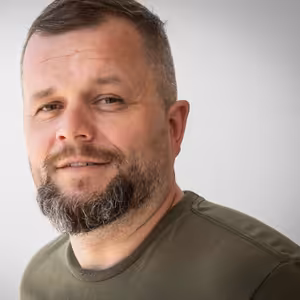 Novinár Karpat: Chorváti nakúpili množstvo špičkových radarov, k Jadranu jednoznačne cez Maďarsko