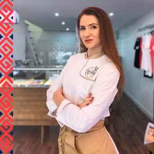 Slovenku Luciu Kurákovú preslávili v Barcelone poctivé hamburgery a originálne koláče, v ponuke má aj cheescake z údeného oštiepka