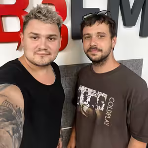 Matej Smutný poslucháčom BB FM rádia predstavil svoj debutový album Aura