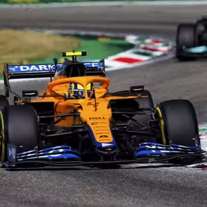 Závodní InstaPokec z Monzy: Anatomie vítězství McLarenu a kontroverzní havárie