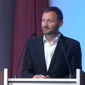 Roman Buchtel • Budujme mosty