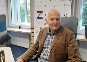 Diskuse o koronaviru byla od začátku politikum, populace se vystrašila, až se přestrašila - a žít ve stresu je pro zdraví to nejhorší co může být, v organismu dochází k oslabení imunity, říká kardiochirurg Jan Pirk.