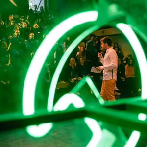 Kačka Andělová a Tobiáš Vybíral o Creative Mornings Prague