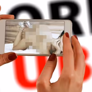 Rozesílal a přechovával pornografický materiál