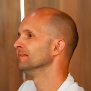 Tomáš Majer: Hodnota: Komunita