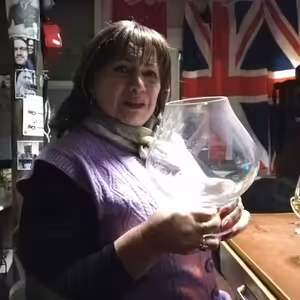 DVOUDECKA 052 - Helen Silvan Vainerová