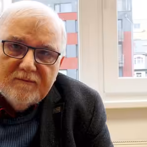 Daňový balíček je politická habaďůra, říká prezident Hanák