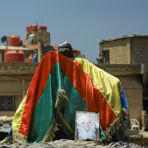 Nové boje v Sýrii: Jak konflikt mezi drúzy a beduíny začal? A kdo za nimi stojí?