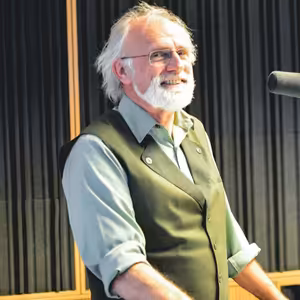 Jan Mičovský - Matečná podľa farmárov klame, zvažujú trestné oznámenie (Braňo Závodský Naživo)