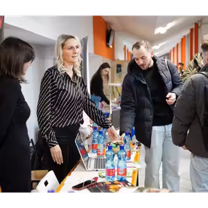 Aké pracovné príležitosti aktuálne ponúkajú firmy pre študentov a absolventov SPU?