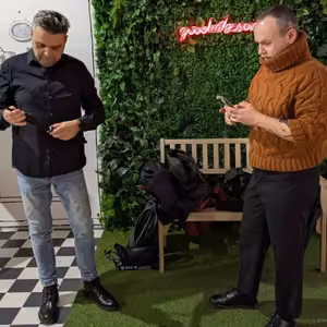 Je Zabiť Františka reálny umelec?