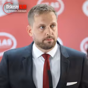 Minister Šaško v Diskusnom klube: Z vyjadrení Visolajského čím ďalej tým viac cítim politiku