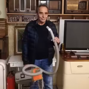 VYSAVAČ 055 - Slavomír Tecl