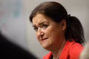 Vláda teď chce prezentovat výsledky. A s tím jim Langšádlová nepomůže