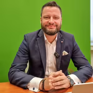 Královské pohoštění za 171 milionů. Fiala má skandál. Válek dostal přes prsty. | Čau Praho #132