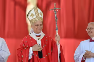 Papežova homilie na Letnice: Duch rozbíjí naše vnitřní pouta a proměňuje nás