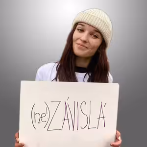 Dětská pacientka z psychiatrie Natálie Zimmlová o týrání od vlastní mámy a užívání drog