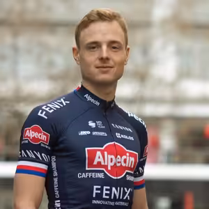 #225 Rozhovor s Petrom Vakočom o nehode, ktorá ho takmer stála život, mágii QuickStepu aj MVDP