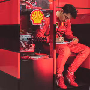 Víkendová makačka pilota: milión skrytých aktivít, kolegov a stresov | EisKing ARCHÍV