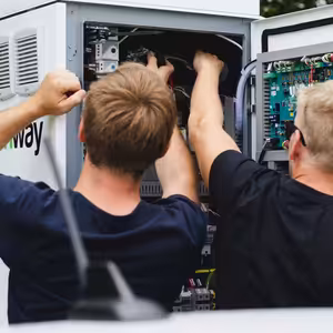 Power Upgrades and Management - the Road Towards Ultrafast Charging