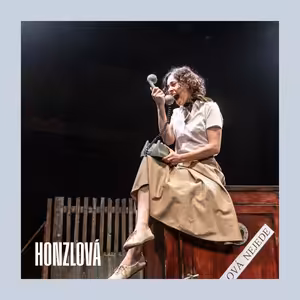 DIVADLO DO UŠÍ: Honzlová