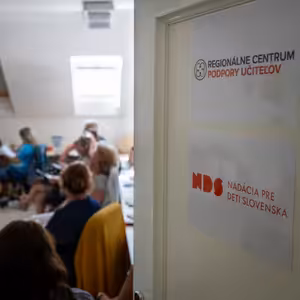 Regionálne centrá podpory učiteľov podávajú pomocnú ruku pri zmenách školského systému