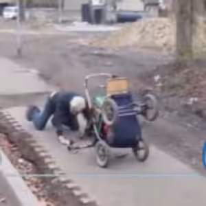 Tomio Okamura potřebuje odchytit opici