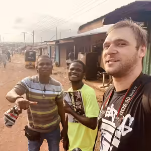 Ešus 5/2/2024: David, fotocesty celým světem