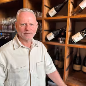 Diverzifikaci doporučuji i v rámci investičních vín. Investoři mohou vedle klasiky vybírat třeba i ve vinařstvích v Novém světě, říká someliér