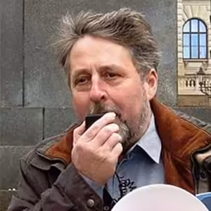 Radim Špaček: Monarchie je naprosto osvědčená forma vlády, 100 let republiky se nepovedla.