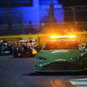 Vše podstatné o infarktovém restartu desetiletí