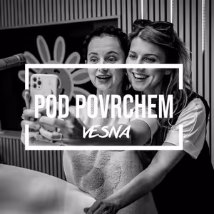 Zpěvačka, skladatelka, textařka a houslistka a vokalistka – Patricie Kaňok Fuxová a Bára Juránková, část kapely Vesna