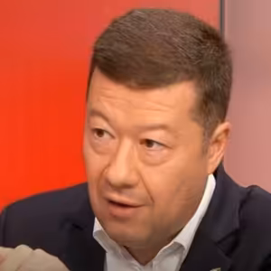 Tomio Okamura (SPD): EU vůbec nechce cla zrušit, Fiala je jen servilní loutka | 4. 4. 2025