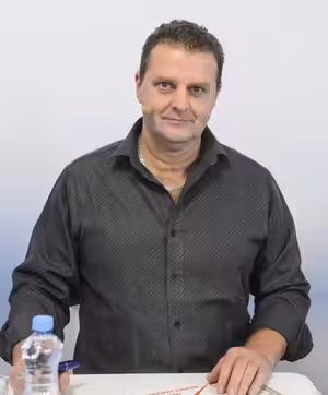 Poslanec Zdeněk Ondráček /KSČM/ pro Rádio Z: Pokud senátoři na Tchajwan pojedou a nastane nějaká reakce, tak ať potom nefňukají, že přišla reakce a nebudou žádat, aby Česká republika popřípadě vypověděla Číně válku