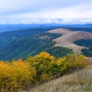 Kúzelné Donovaly: Kde sú Starohorské vrchy a kde sa natáčal film Vlčie Diery?