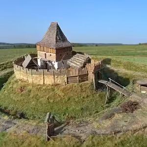 Tajomstvá hradov v okolí Prievidze