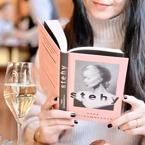 Zazie v metru #52: Sára Zeithammerová - Stehy