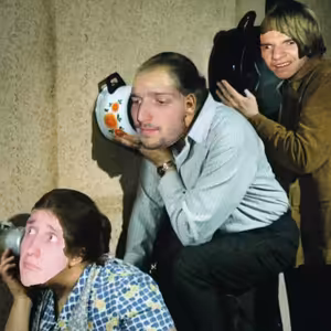 Kapitola 28 - Rytmické vzdychání za třemi zdmi