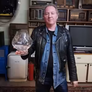 DVOUDECKA 048 - Petr Korál