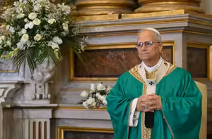 Papež: Stáváme se bližními, když nám utrpení a nouze druhého člověka láme srdce