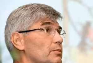 Situace v ČR není tak špatná, jak to prezentuje WHO, říká epidemiolog Jiří Beran. Smrtnost na koronavirus je u nás stejná jako smrtnost na běžnou chřipku