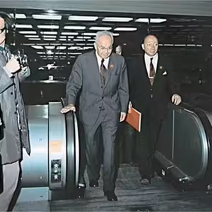 Máme tu zase normalizaci?