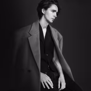 Míra Romaniv - stylista